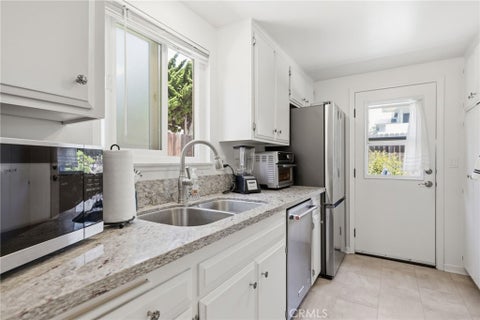 Tiny photo for 2558 Seahorse Avenue, Ventura, CA 93001 (MLS # SC26152818)