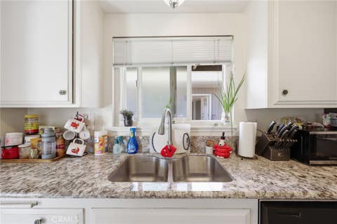 Tiny photo for 2558 Seahorse Avenue, Ventura, CA 93001 (MLS # SC26152818)
