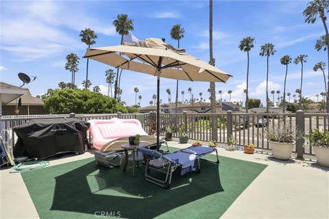 Tiny photo for 2558 Seahorse Avenue, Ventura, CA 93001 (MLS # SC26152818)