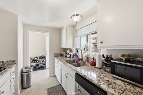 Tiny photo for 2558 Seahorse Avenue, Ventura, CA 93001 (MLS # SC26152818)