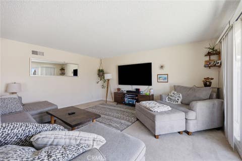 Tiny photo for 2558 Seahorse Avenue, Ventura, CA 93001 (MLS # SC26152818)