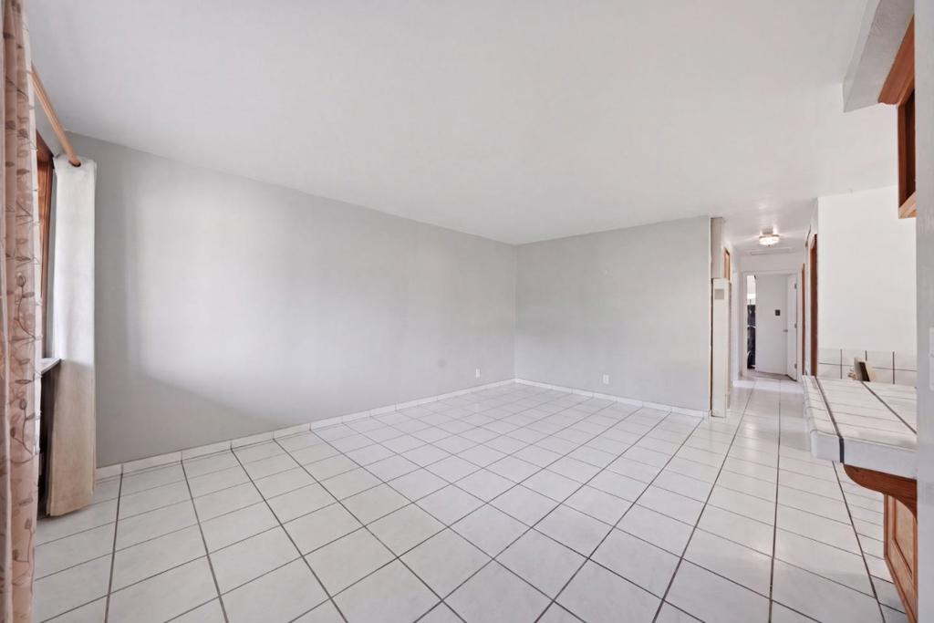 621 Serenade Way