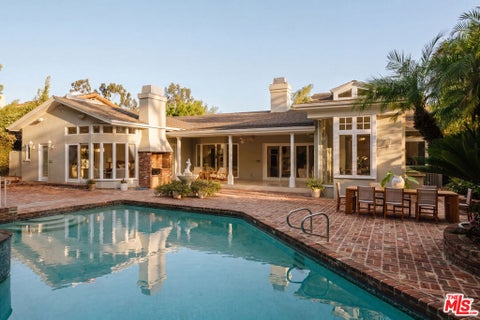 Photo of 16457 Marbro Drive, Encino, CA 91436 (MLS # 26841473)