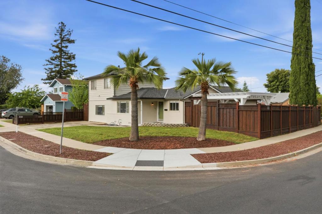 4940 Mary Jane Way