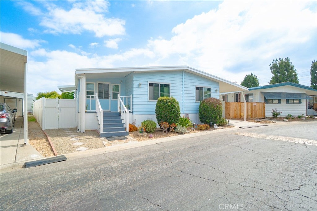 3595 Santa Fe #36