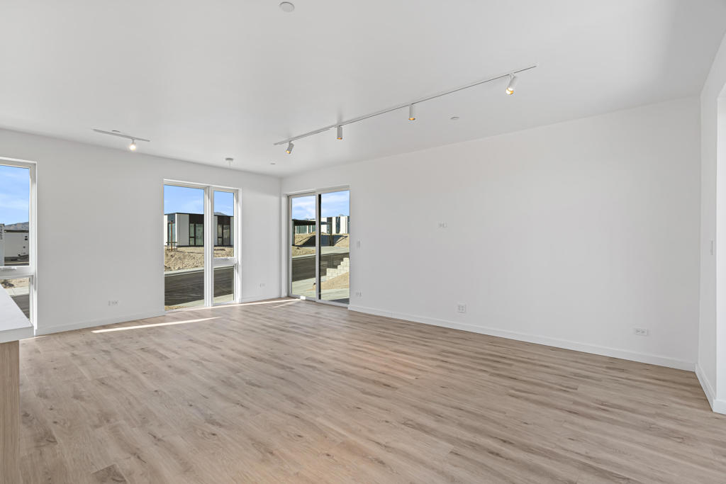 Vista Hacienda - Residential