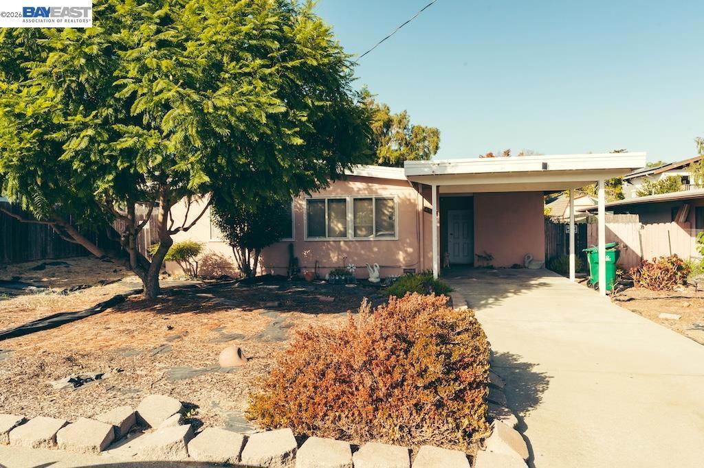 4517 Utah DR