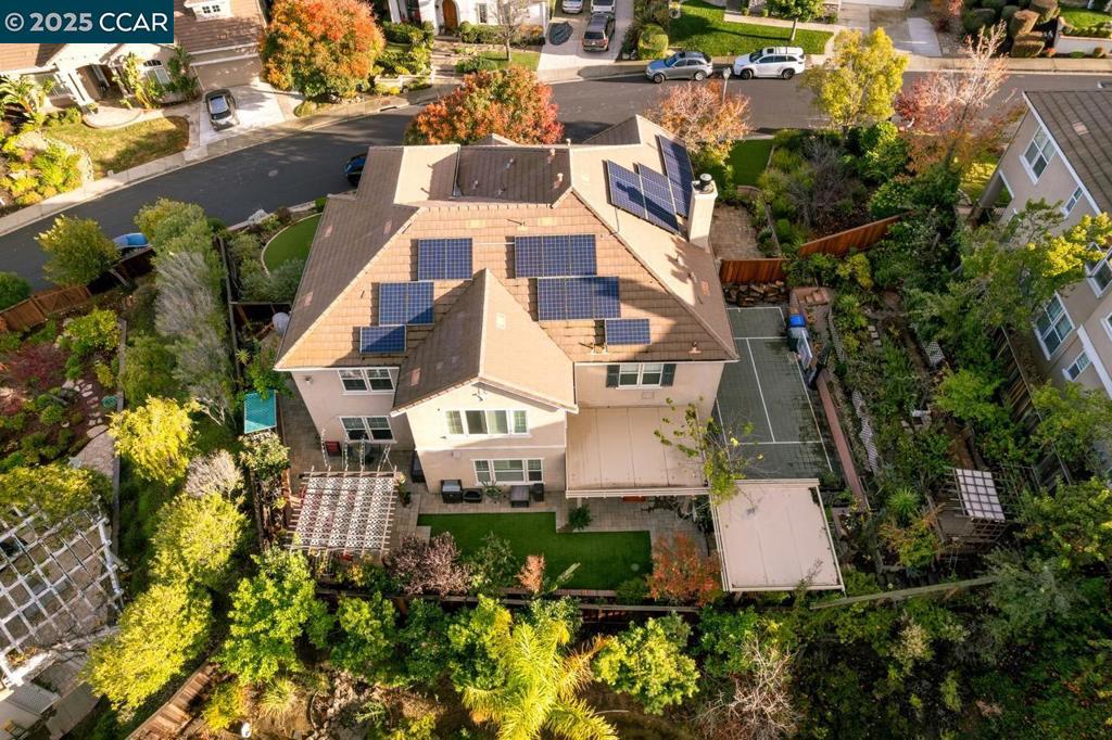 CRYSTYL RANCH - Residential