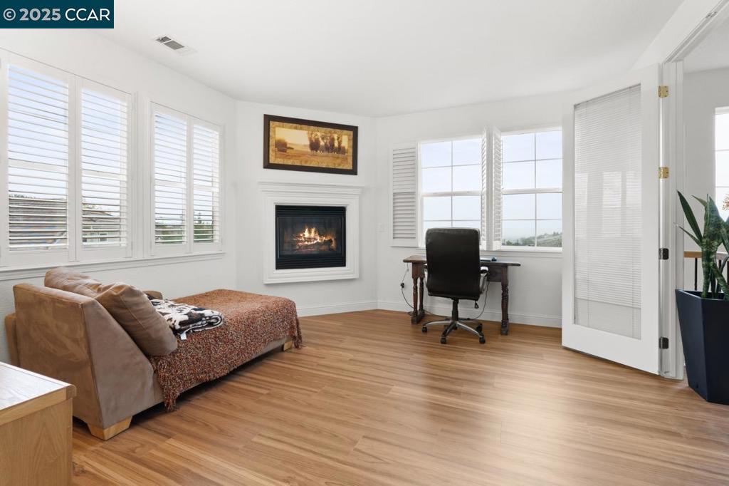 CRYSTYL RANCH - Residential