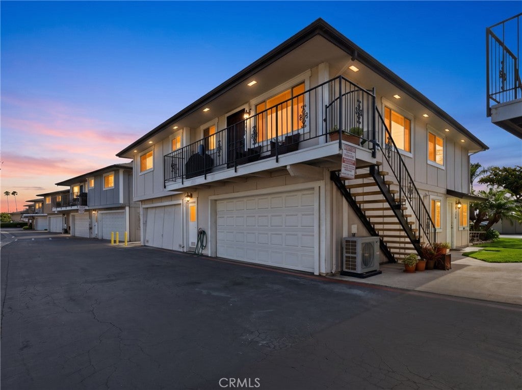 16713 Viewpoint Lane 138B, Huntington Beach CA 92647