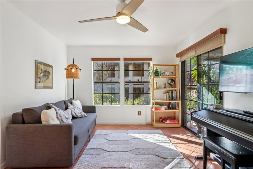 1064 Calle Del Cerro 1307