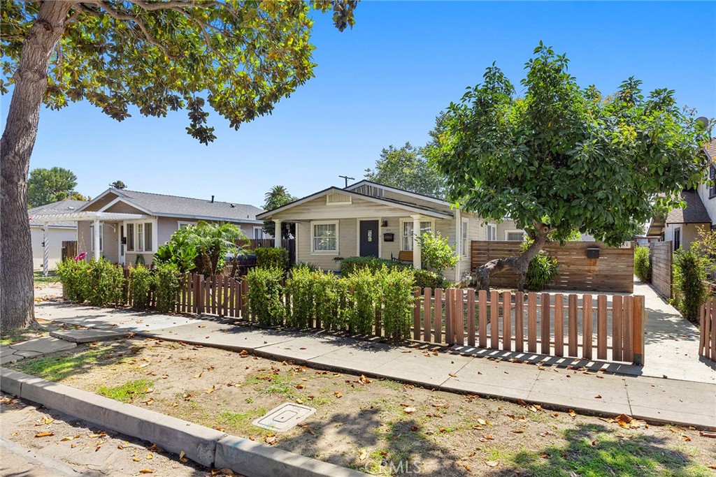 124 N Princeton Avenue