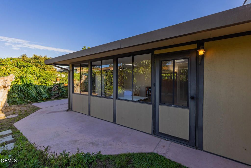 listing image 130723600641239698952