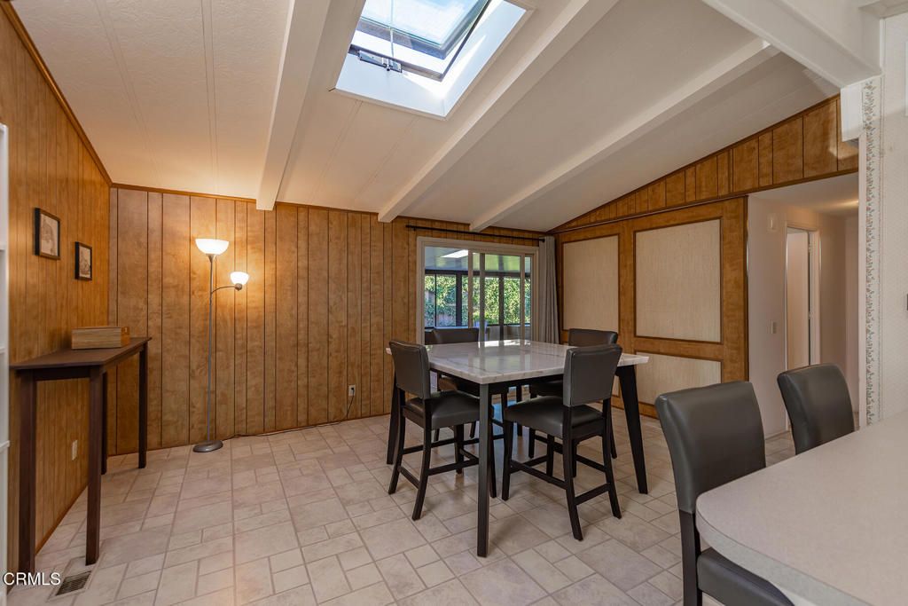 listing image 130725480266326175386