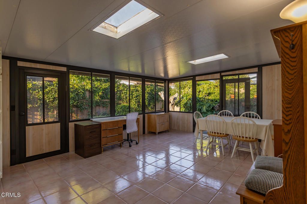 listing image 130721420001466082411