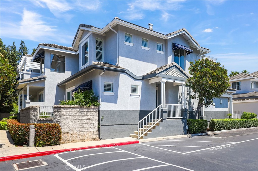 41 Breakers Lane