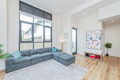 Photo of 505 N Santa Anita #B, Arcadia, CA 91006 (MLS # TR26107080)