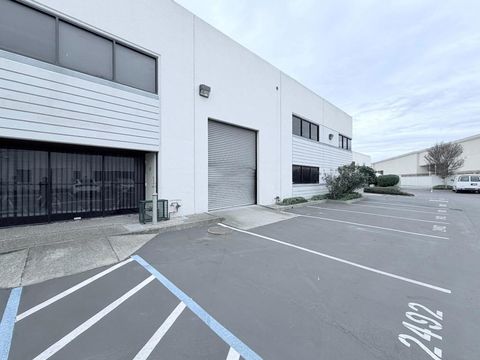 Photo of 2492 Technology Drive, Hayward, CA 94545 (MLS # ML82043824)