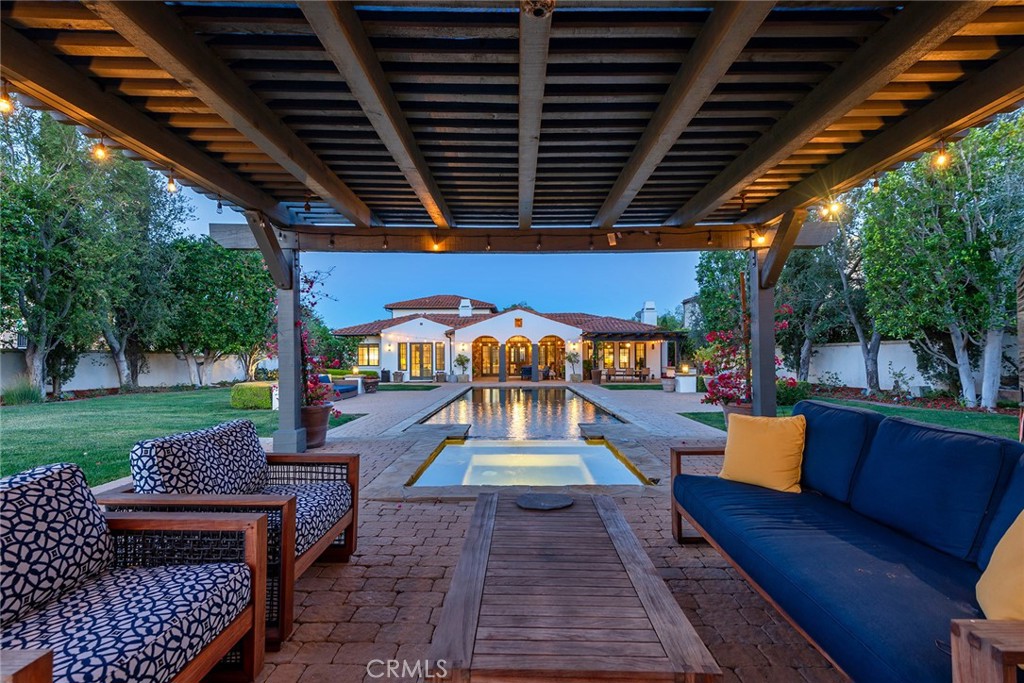 Calabasas, California, 91302, United States, 5 Bedrooms Bedrooms, ,6 BathroomsBathrooms,Residential,Active,2045696