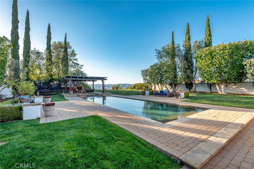 Calabasas, California, 91302, United States, 5 Bedrooms Bedrooms, ,6 BathroomsBathrooms,Residential,Active,2045696
