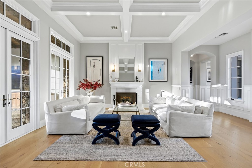 Calabasas, California, 91302, United States, 5 Bedrooms Bedrooms, ,6 BathroomsBathrooms,Residential,Active,2045696