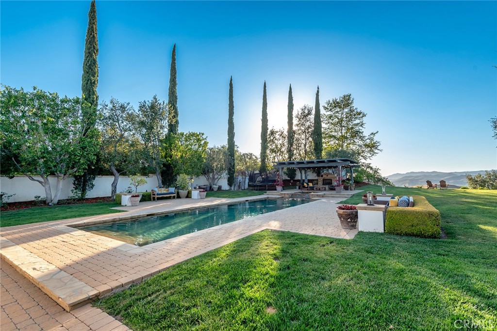 Calabasas, California, 91302, United States, 5 Bedrooms Bedrooms, ,6 BathroomsBathrooms,Residential,Active,2045696