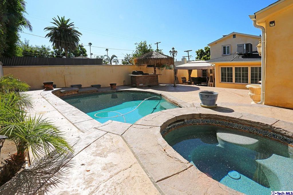 Custom - Residential Lease