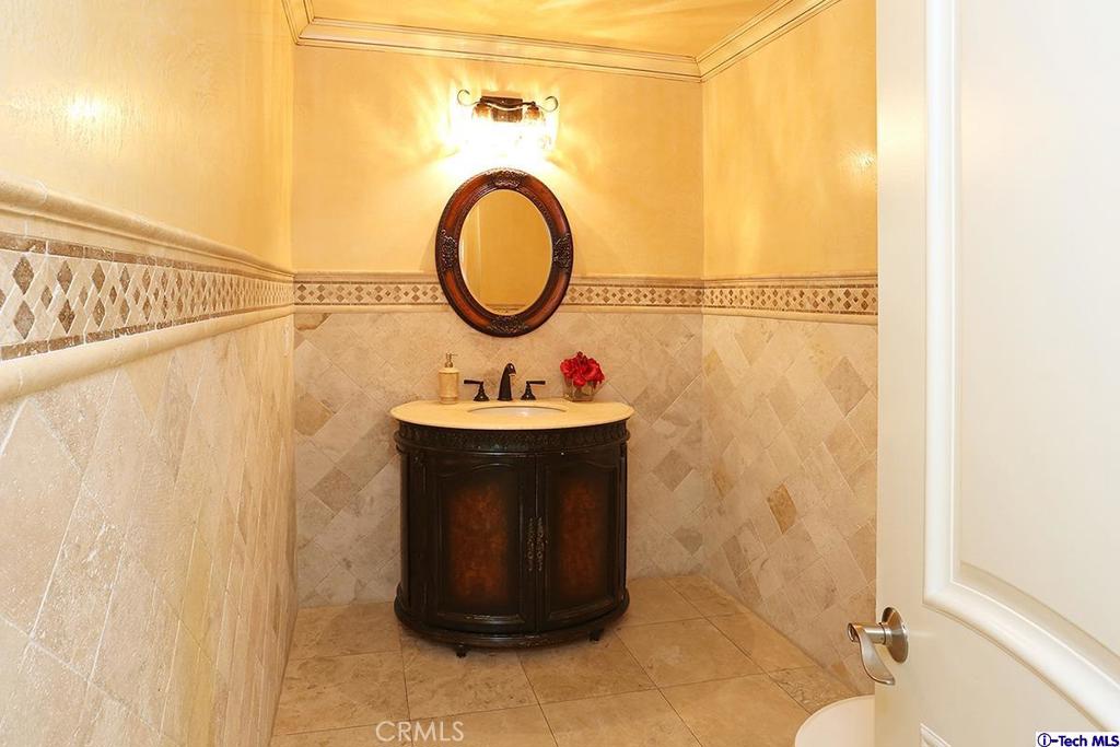 Custom - Residential Lease