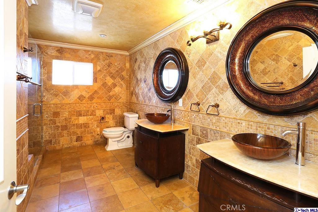 Custom - Residential Lease