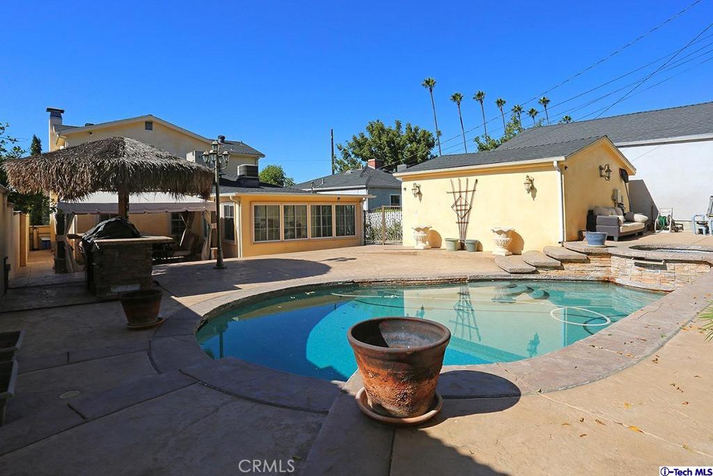 Custom - Residential Lease