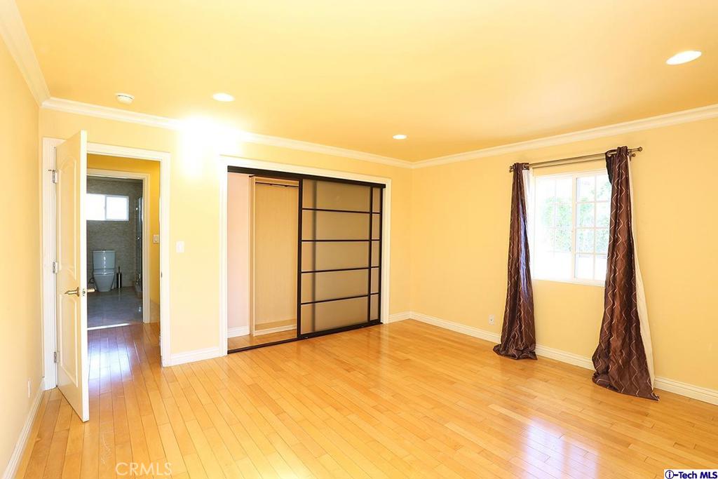 Custom - Residential Lease