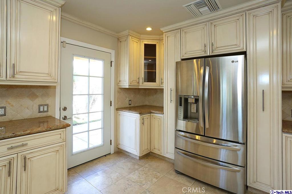 Custom - Residential Lease