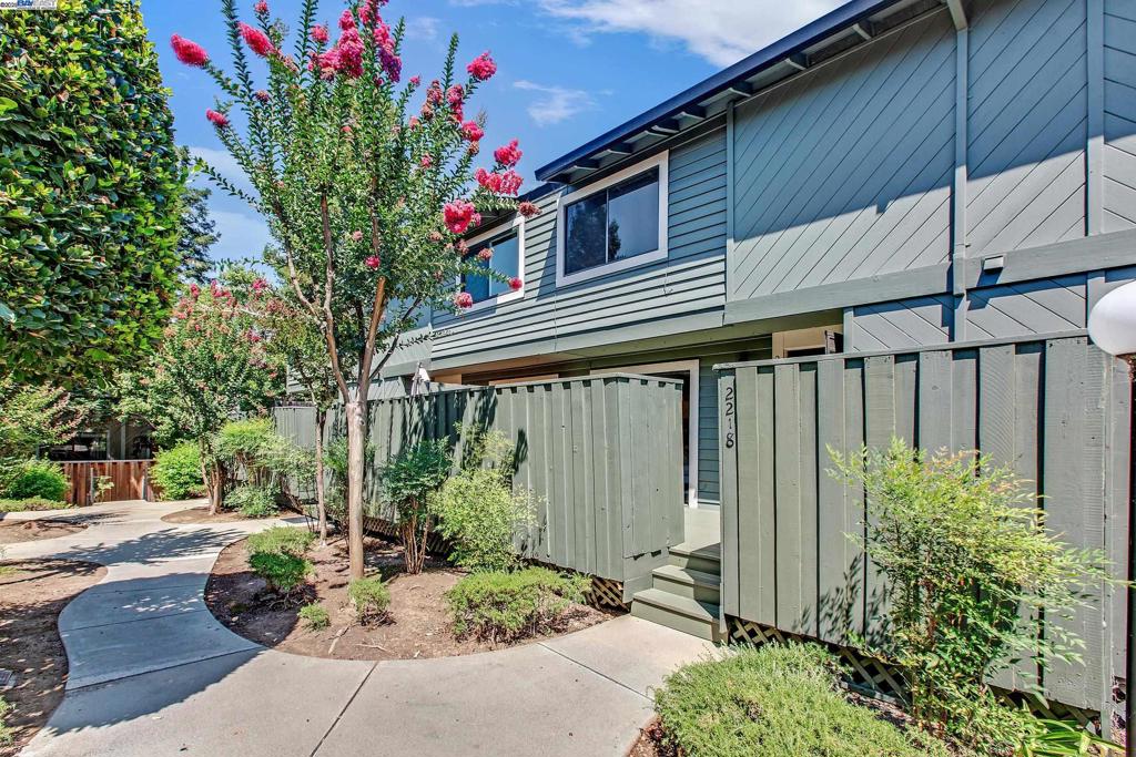 2218 Fazeli Court
