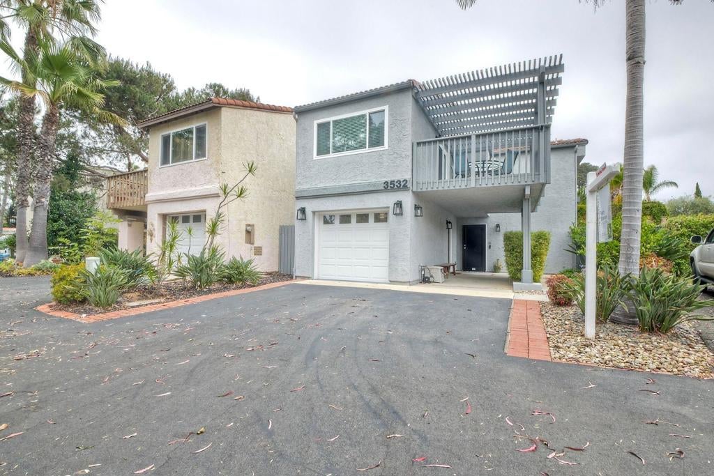 3532 Woodland Way WAY, Carlsbad CA 92008