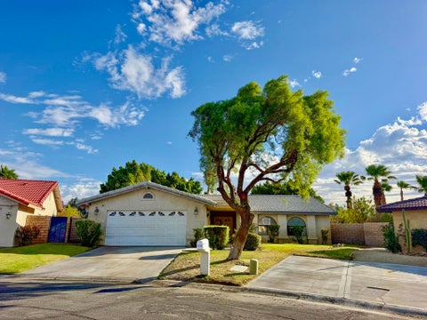 Photo of 27136 Shadowcrest Lane, Cathedral City, CA 92234 (MLS # 219153140DA)