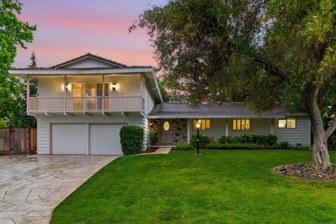 Photo of 19622 Brockton Lane, Saratoga, CA 95070 (MLS # ML82044406)