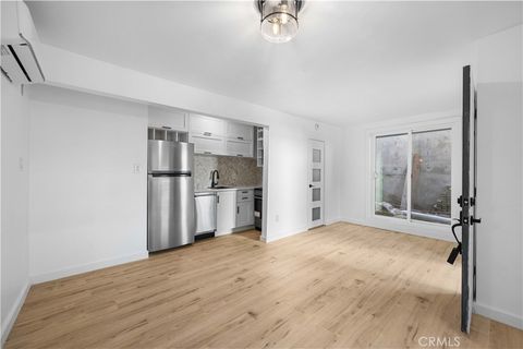 Photo of 1303 N Beverly Glen Boulevard, Los Angeles, CA 90077 (MLS # GD26072946)