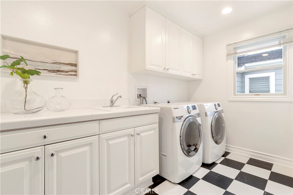 Castaways (CAST) - Residential