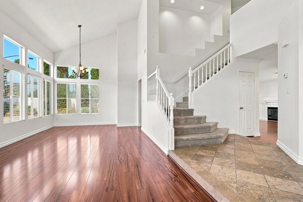 801 Mosaic Cir Cir