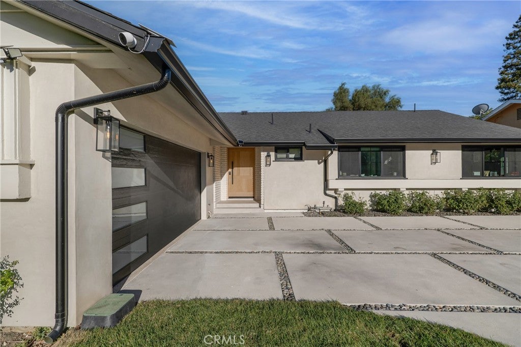 5722 Le Sage Avenue