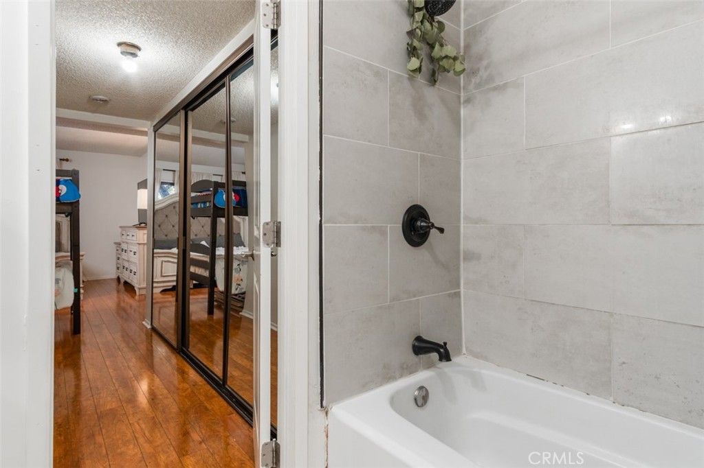 Lakeshore (LSHR) - Residential