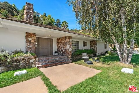 Tiny photo for 10612 Lindamere Drive, Los Angeles, CA 90077 (MLS # 25594991)