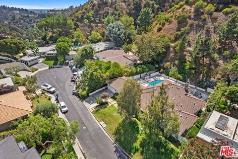 Tiny photo for 10612 Lindamere Drive, Los Angeles, CA 90077 (MLS # 25594991)