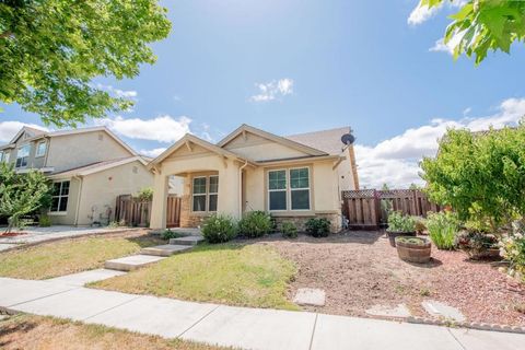 Photo of 609 Brumwell Street, King City, CA 93930 (MLS # ML82048769)