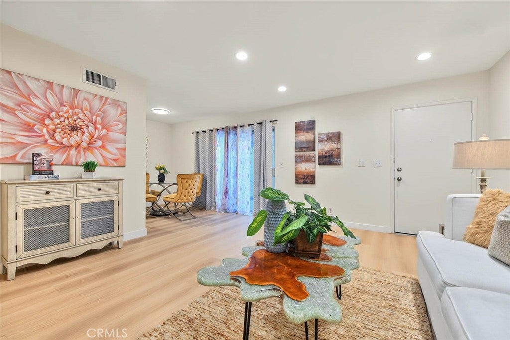 1476 Forest Glen DR 12, Hacienda Heights CA 91745