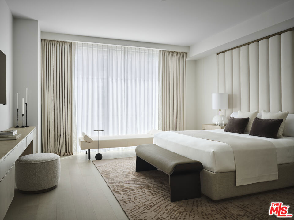 Properties 3 9200 Wilshire Blvd 202E