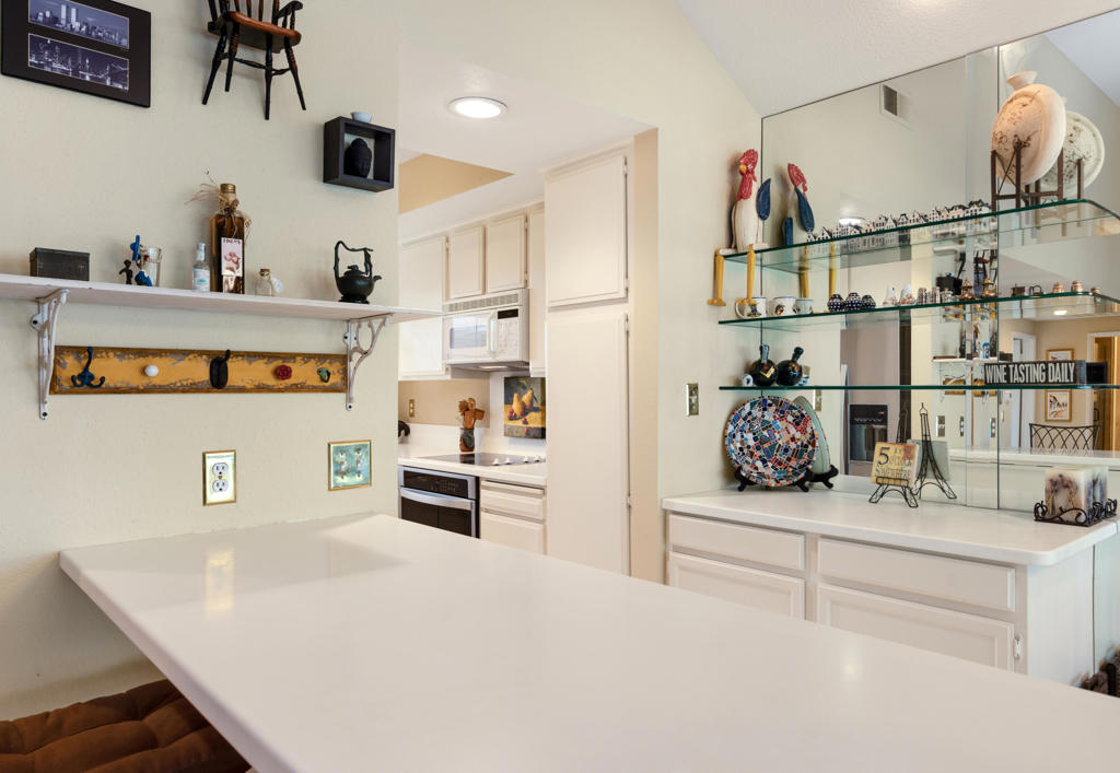 Desert Falls C.C. - Residential Lease