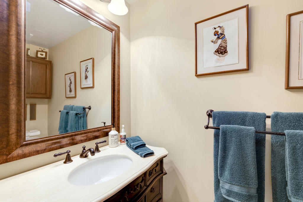 Desert Falls C.C. - Residential Lease