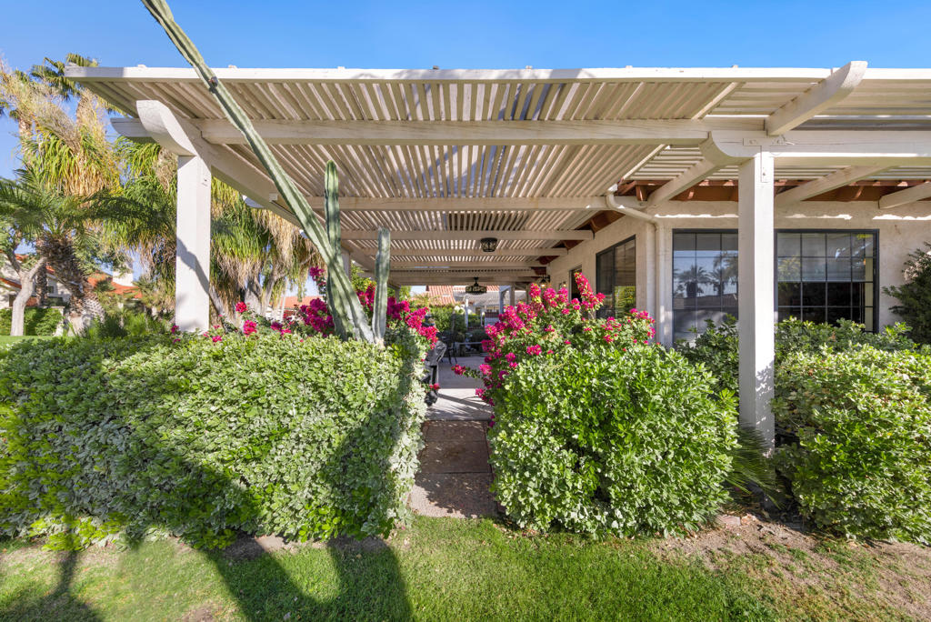 Desert Falls C.C. - Residential Lease