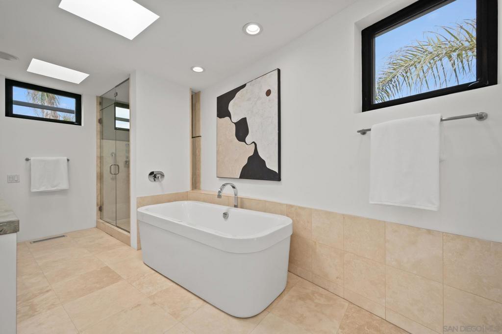 Del Mar - Residential